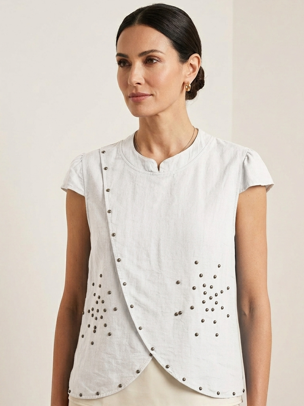 BLUSA CAPAS TACHUELA ELO