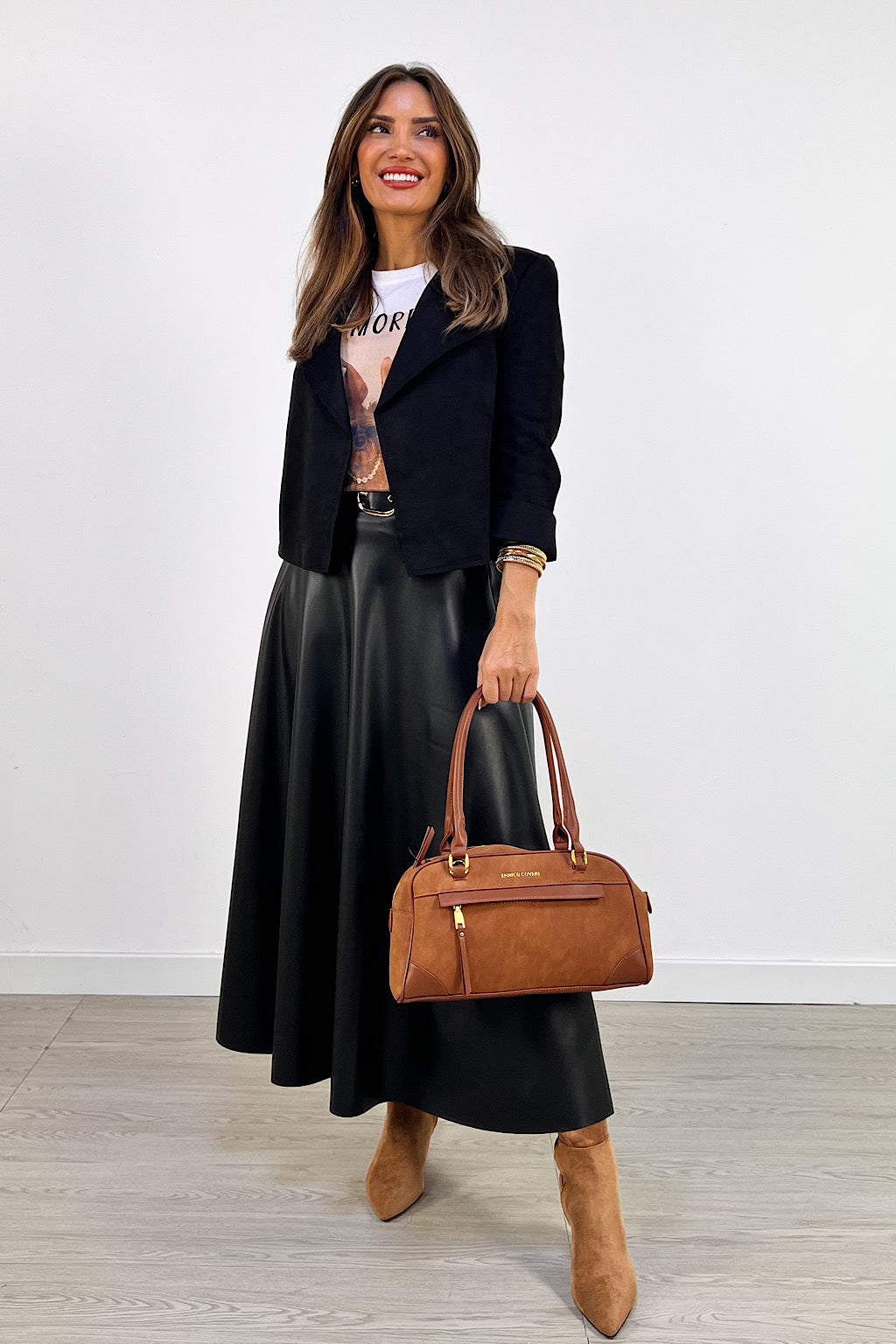 FALDA LARGA POLIPIEL CON CITURÓN