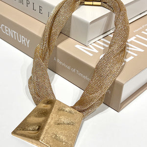 COLLAR GEOMETRIK MALLA