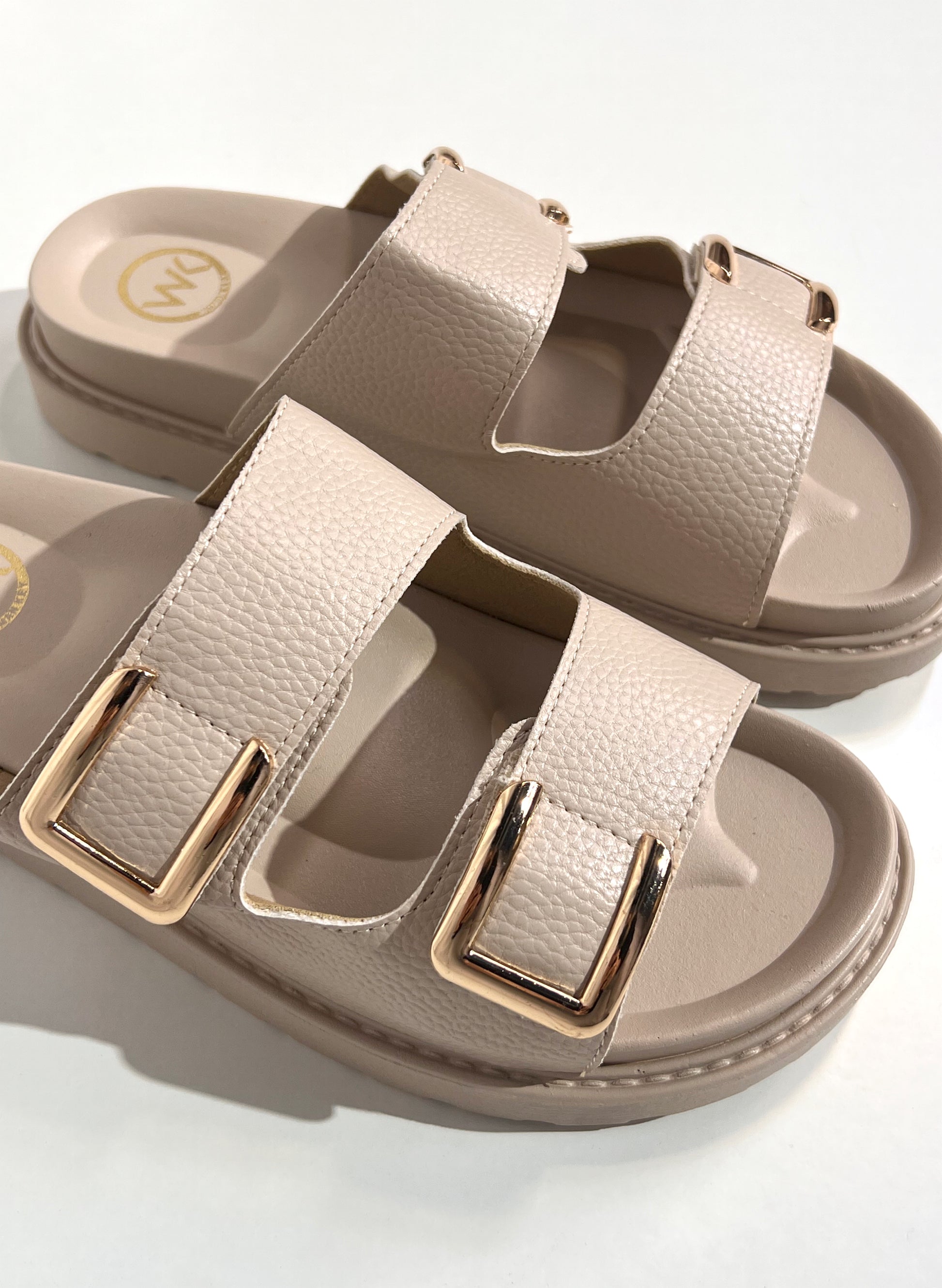SANDALIA BIO HEBILLA VELCRO