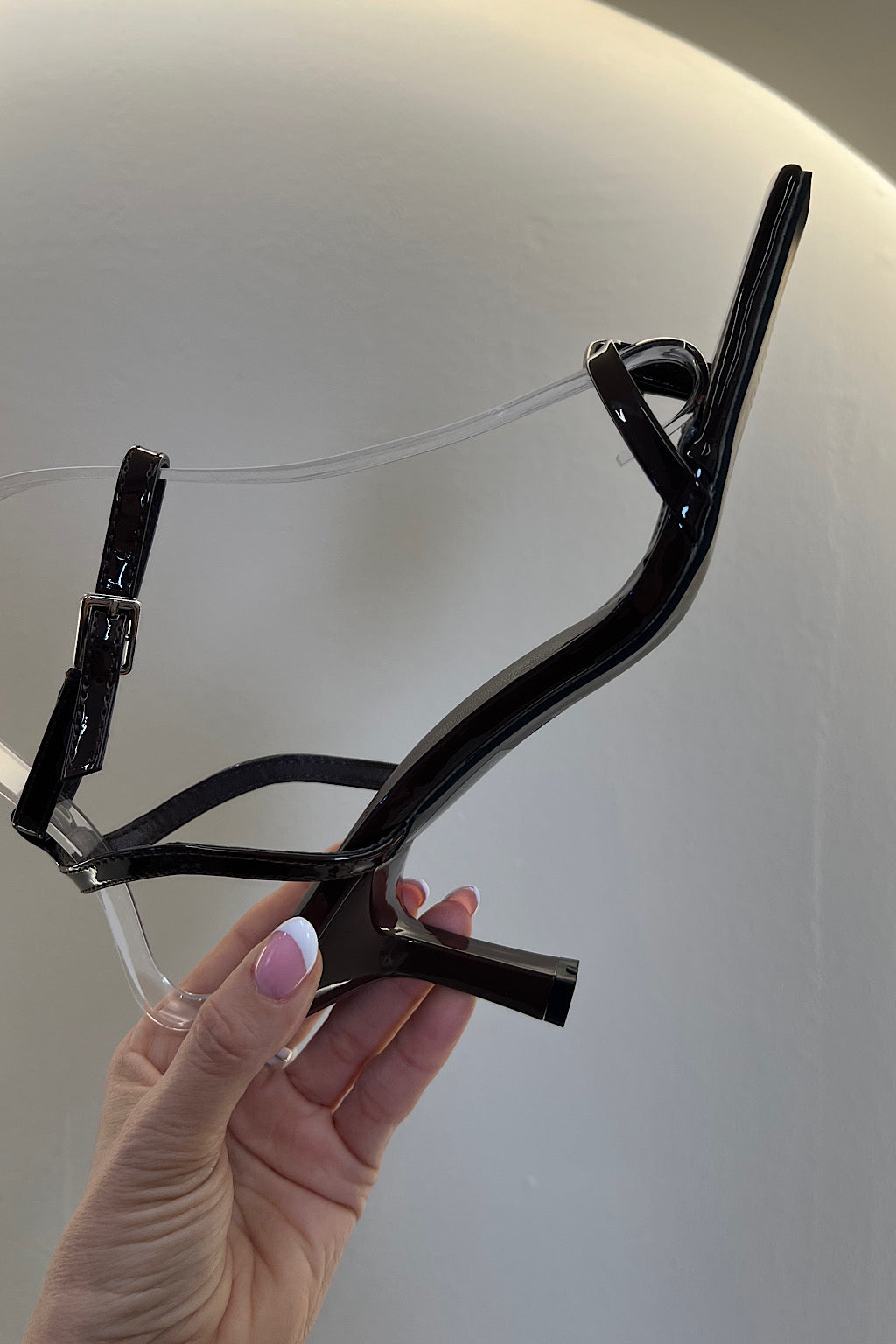 SANDALIA TACON MARRON SAMANTHA