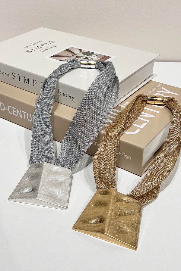 COLLAR GEOMETRIK MALLA