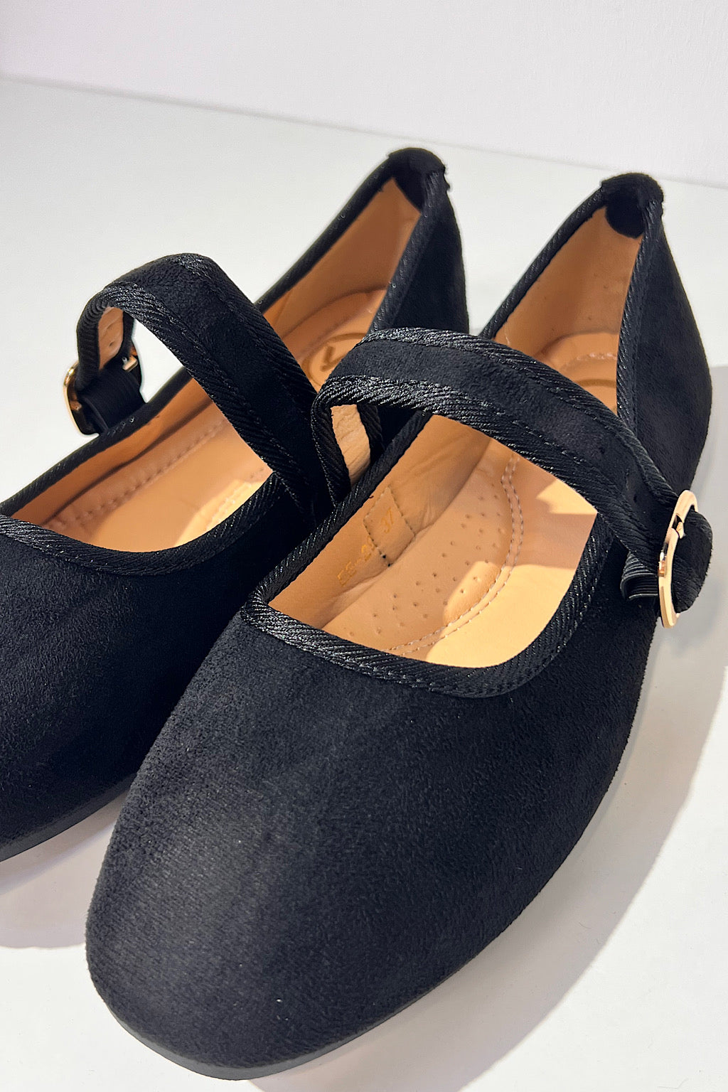 BAILARINA NOIR MUSE