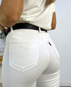 PANTALON VAQUERO FLARED BLANCO