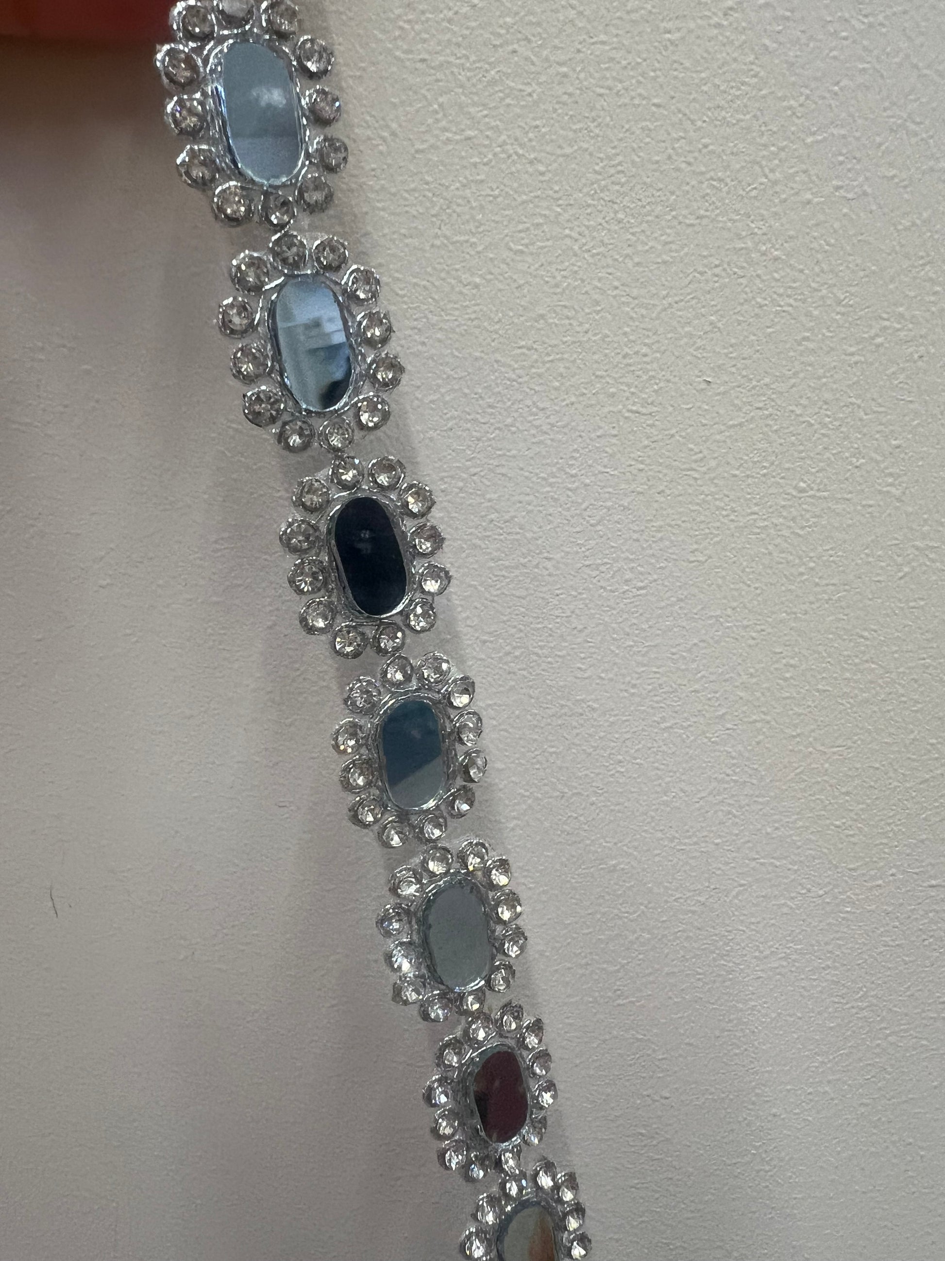 CHOKER PLATA ESCARLET