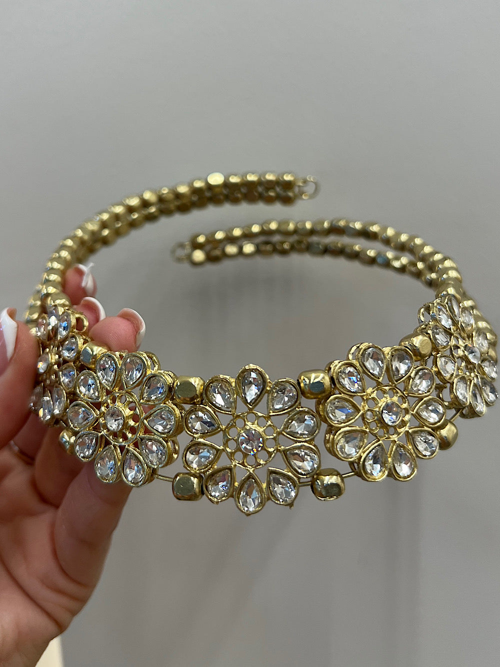 CHOKER DORADO CRISTALES FLOR