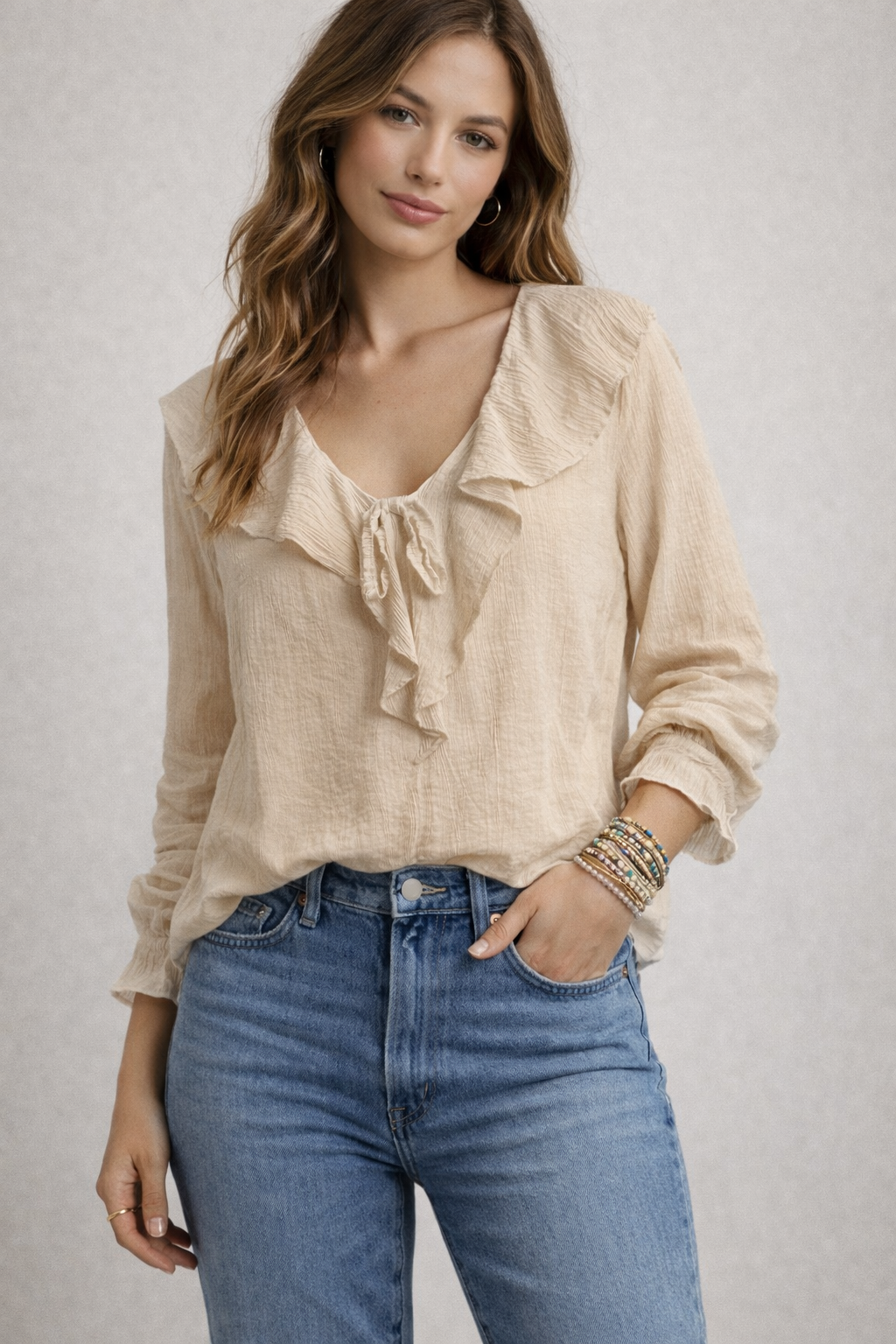 BLUSA VOLANTES EFECTO ARRUGADO