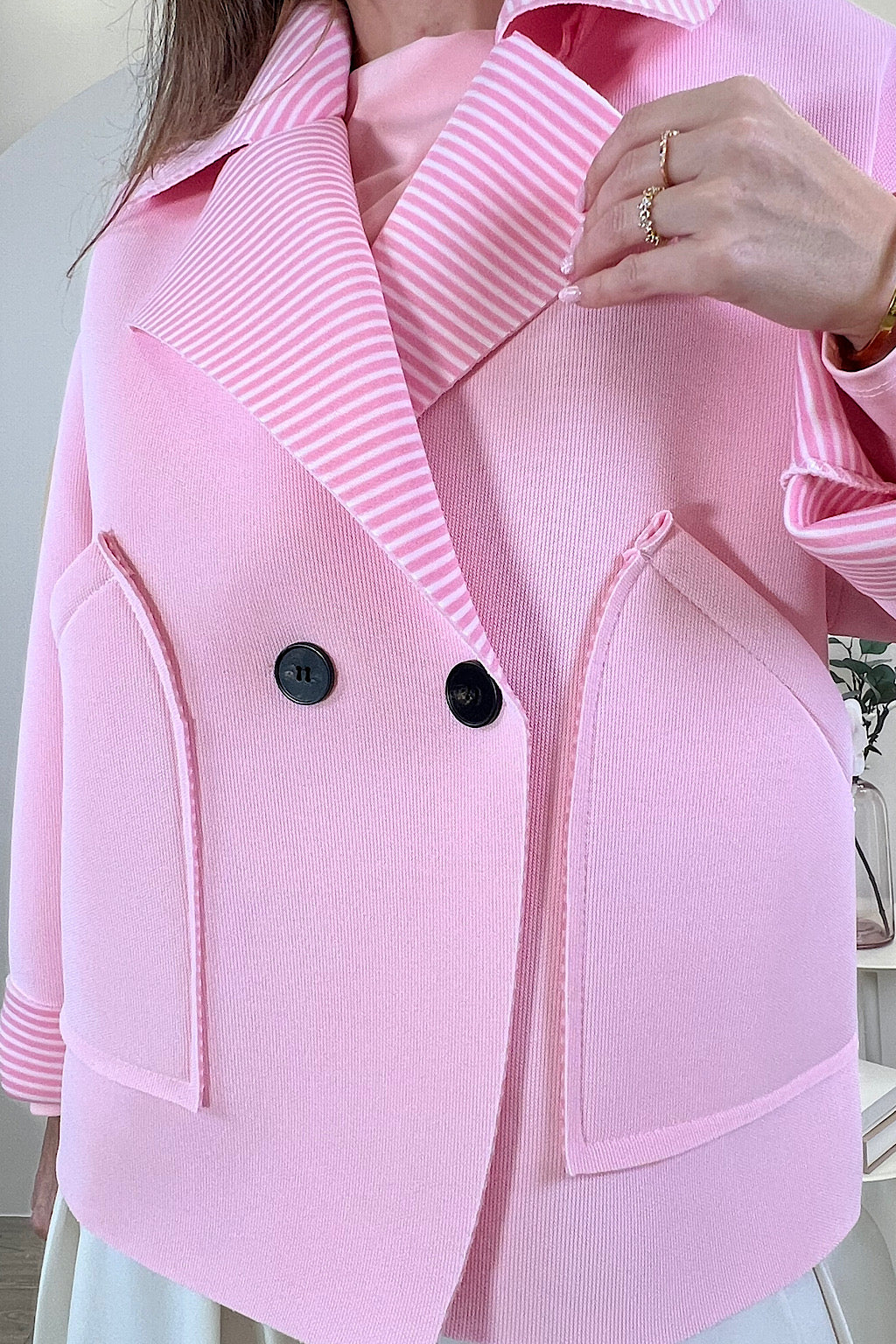 CHAQUETA SOLAPA RAYAS