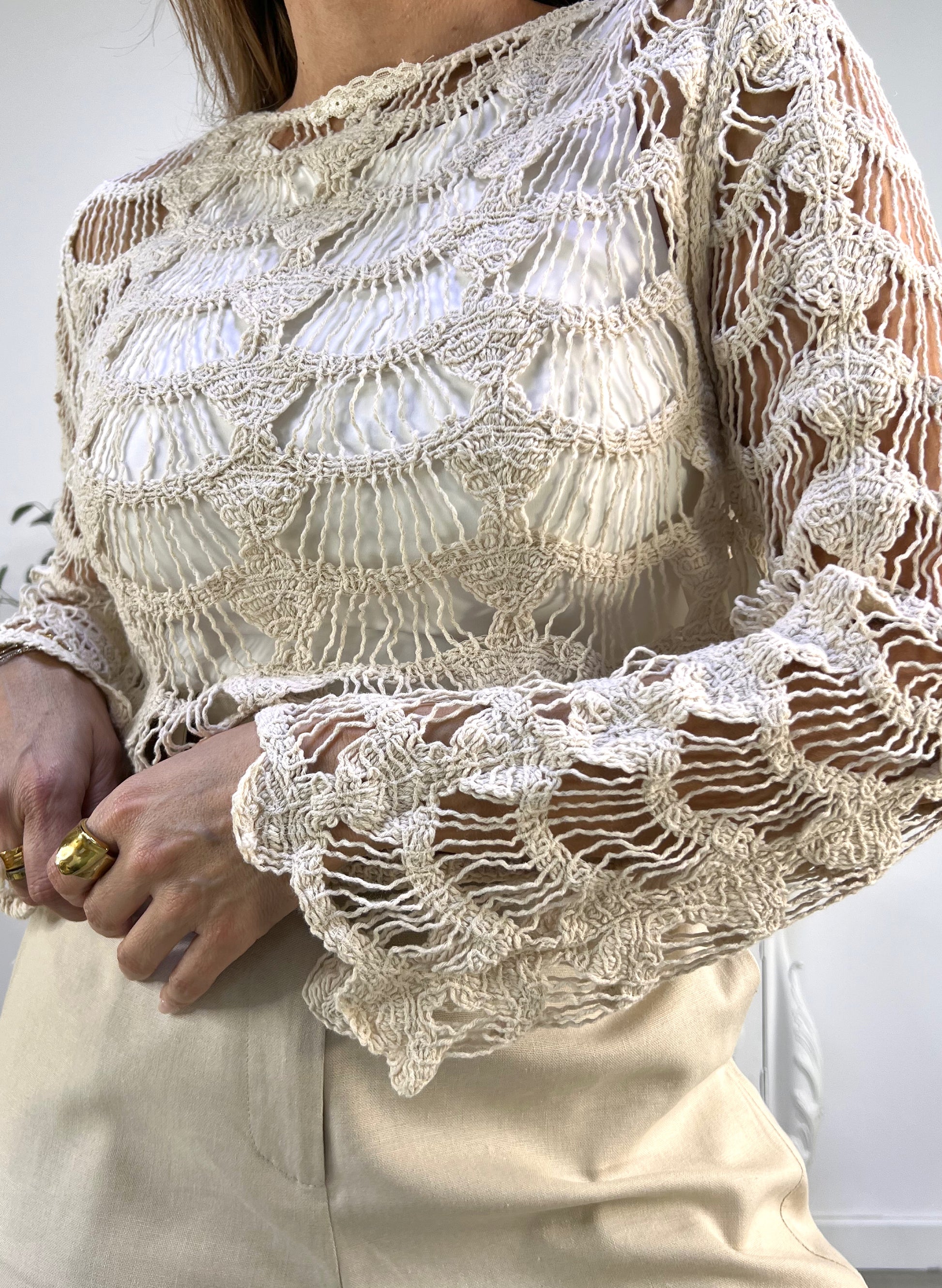 SUETER CORTO CROCHET