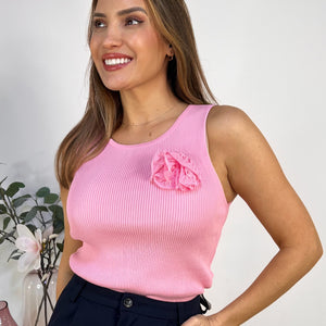 CAMISETA TIRANTES DETALLE FLOR