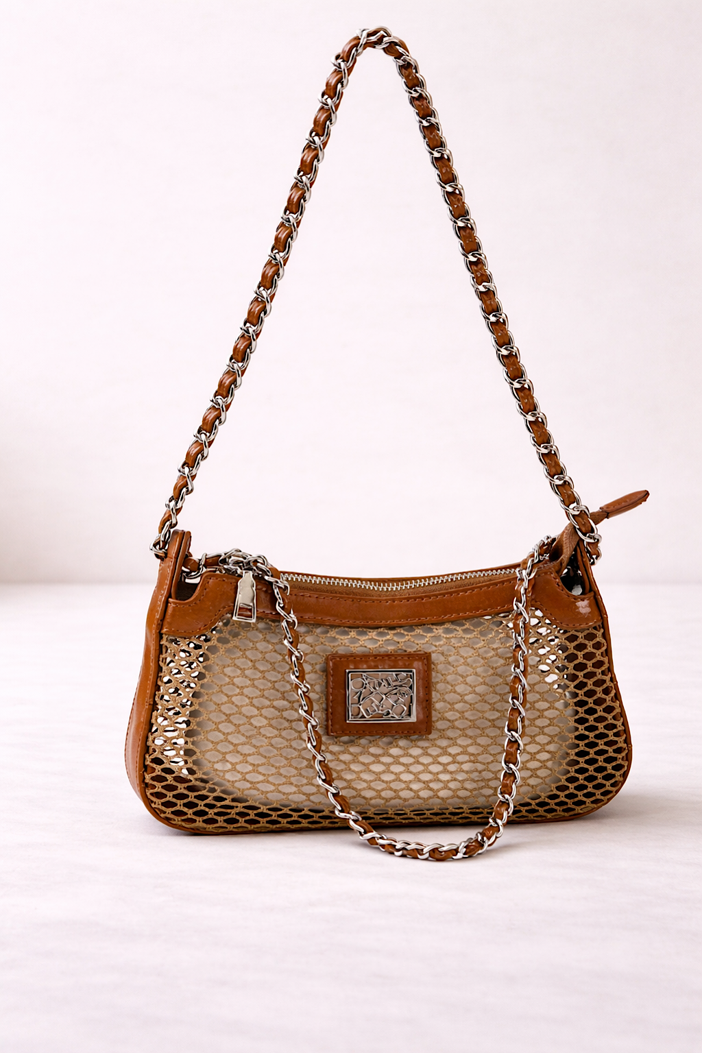 BAGUETTE-TASCHE AUS NETZ