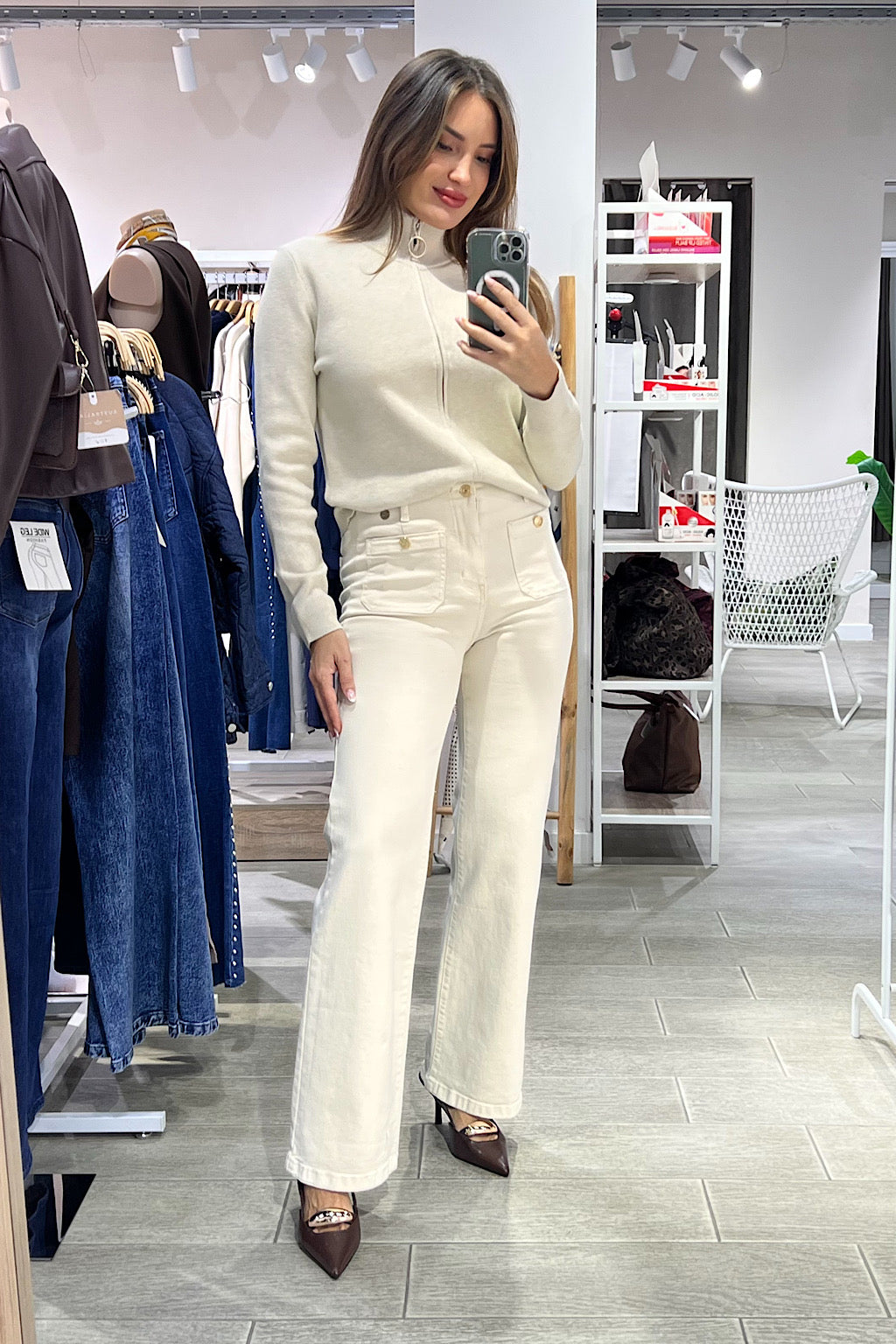 PANTALON VAQUERO BOLSILLOS LESLIE