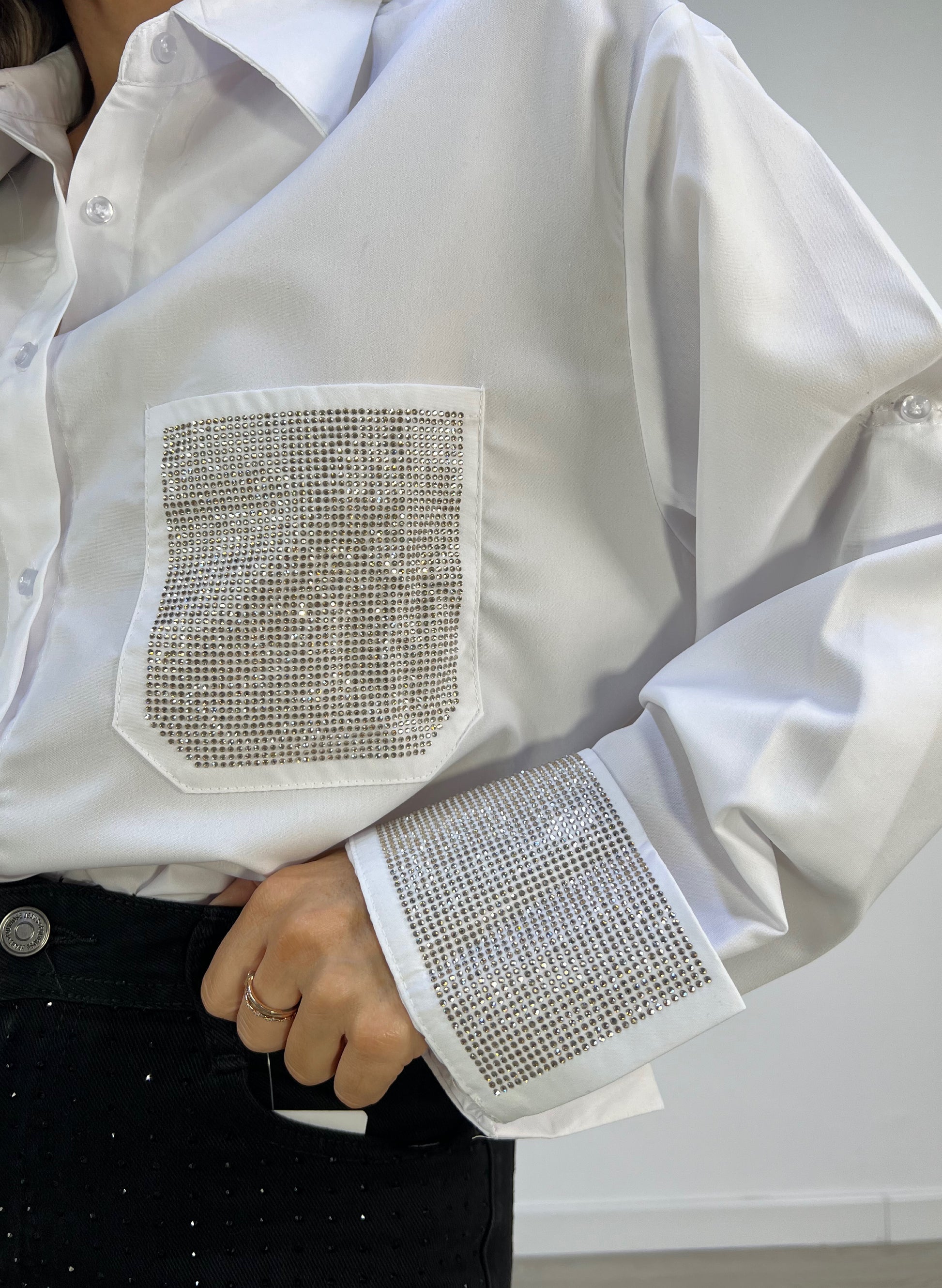 CAMISA STRASS BOLSILLO