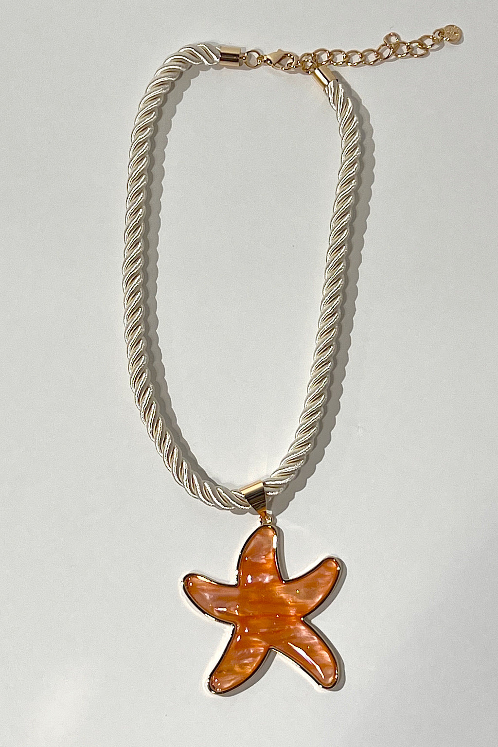 COLLAR ESTRELLA CUERDA