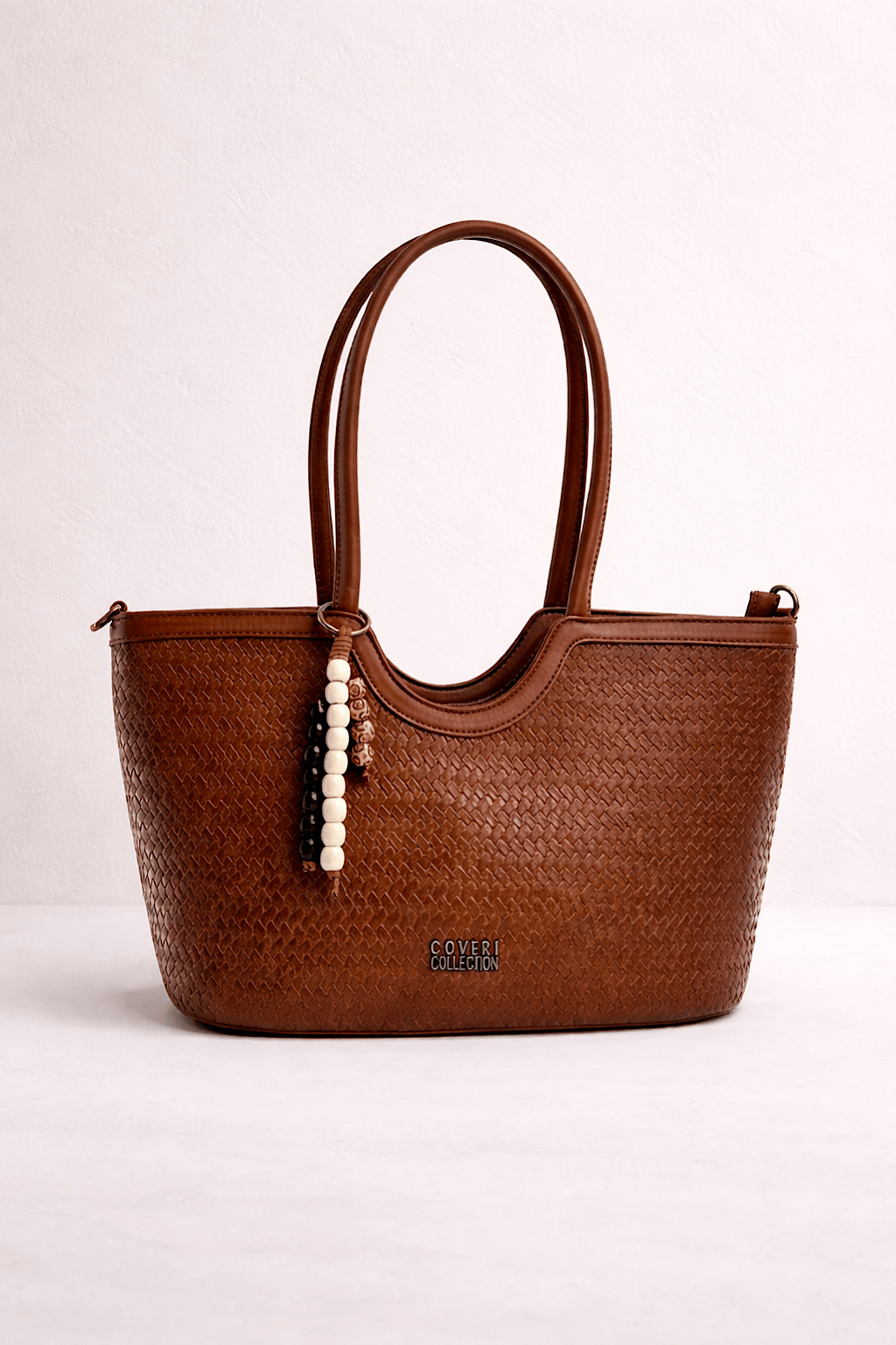 GEFLOCHTENER SHOPPER MIT STRUKTUR
