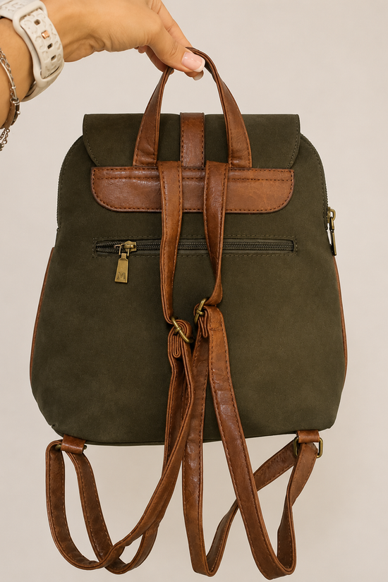 MOCHILA TACHUELAS VINTAGE
