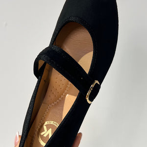 BAILARINA NOIR MUSE