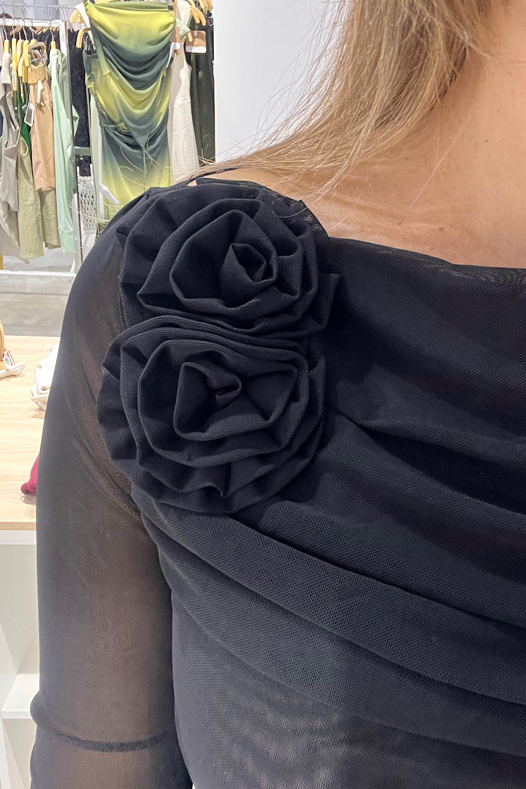 BLUSA DRAPEADA ROSETTE