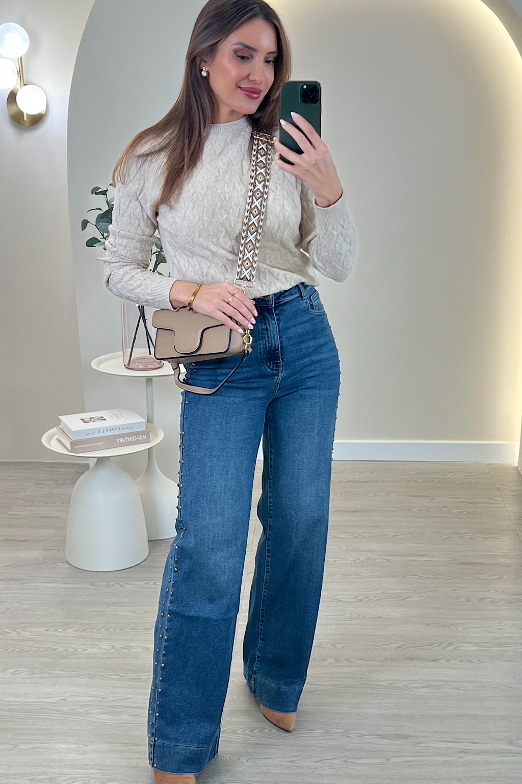 PANTALON VAQUERO TACHUELAS LAULIA