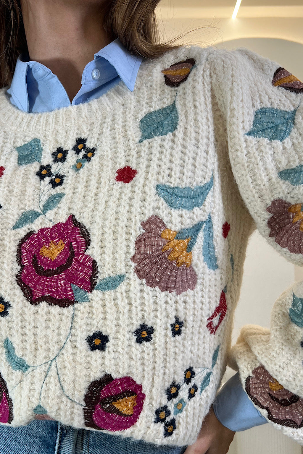 JERSEY BORDADOS VERSALLES