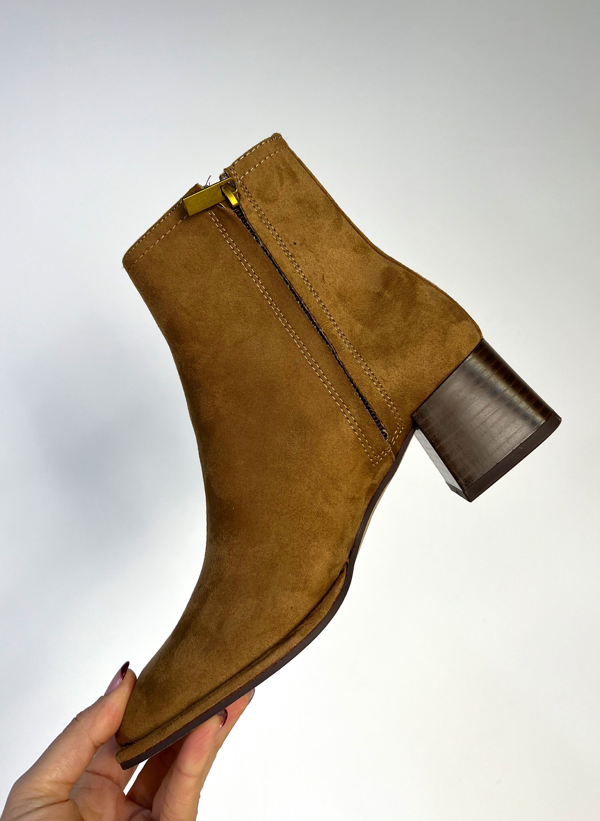 BOTIN ANTELINA CAMEL HEBILLA