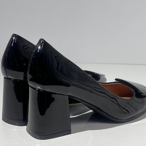 ZAPATO SALON BLOCK CHAROL NEGRO