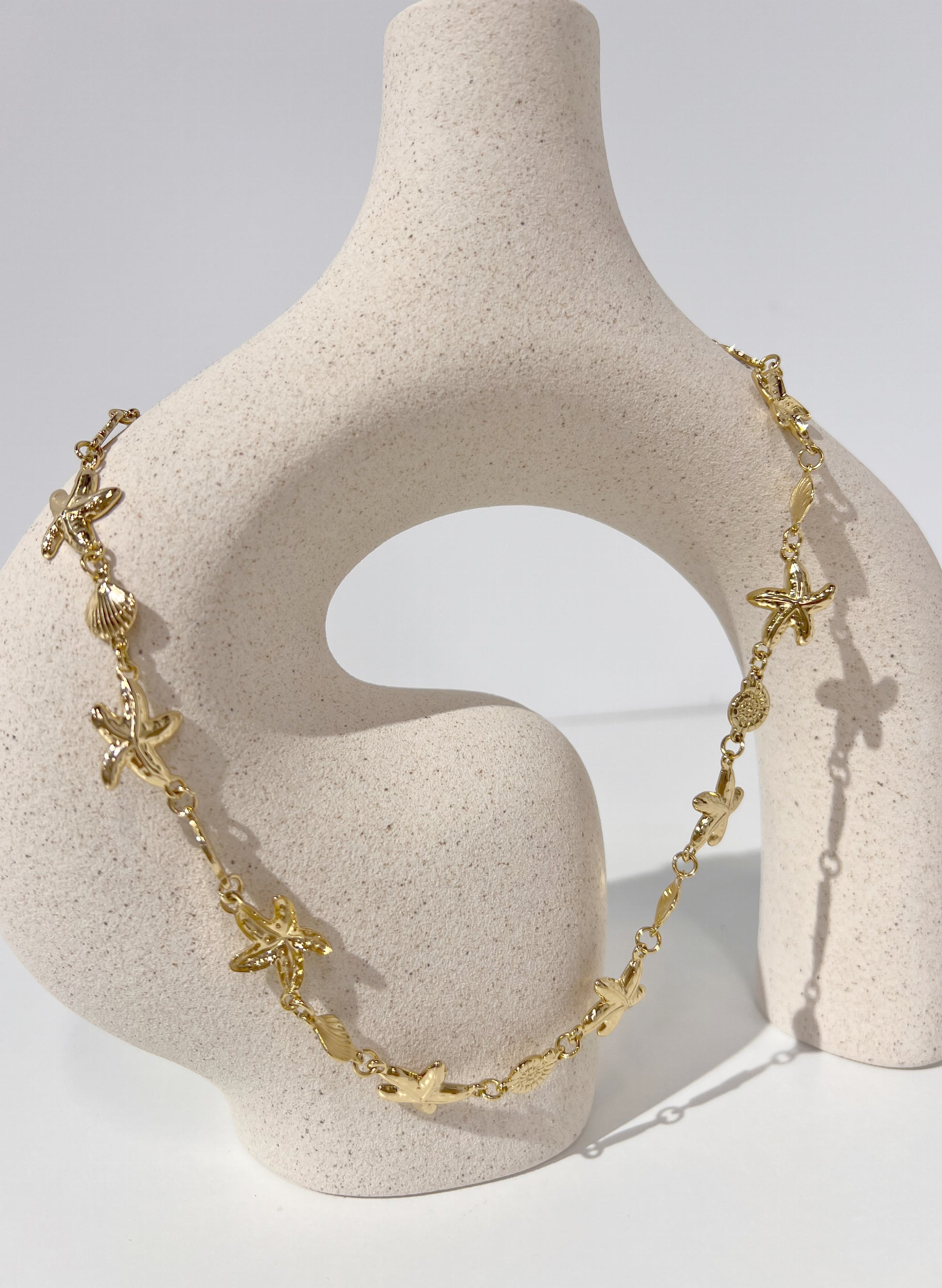 COLLAR CORALINA