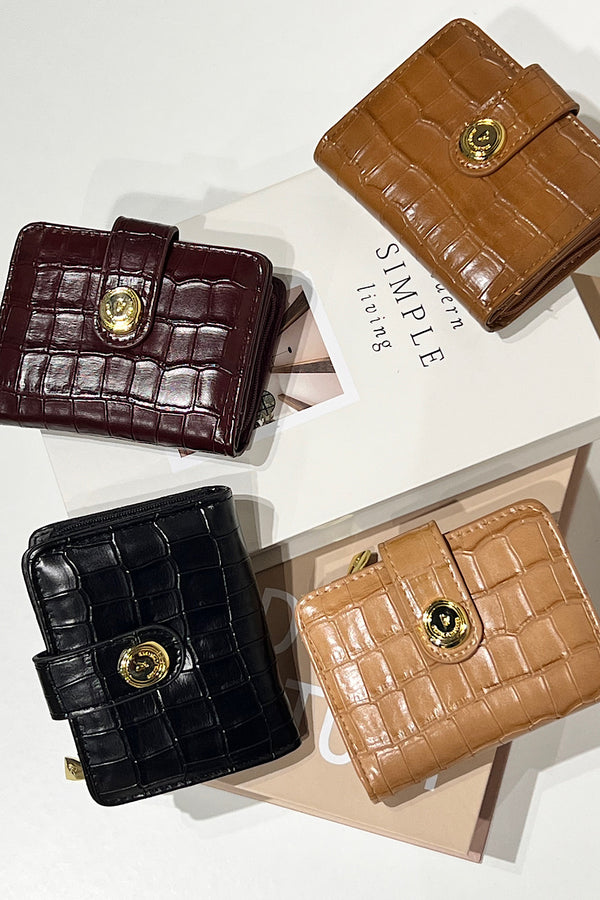 CARTERA PEQUEÑA REGINA