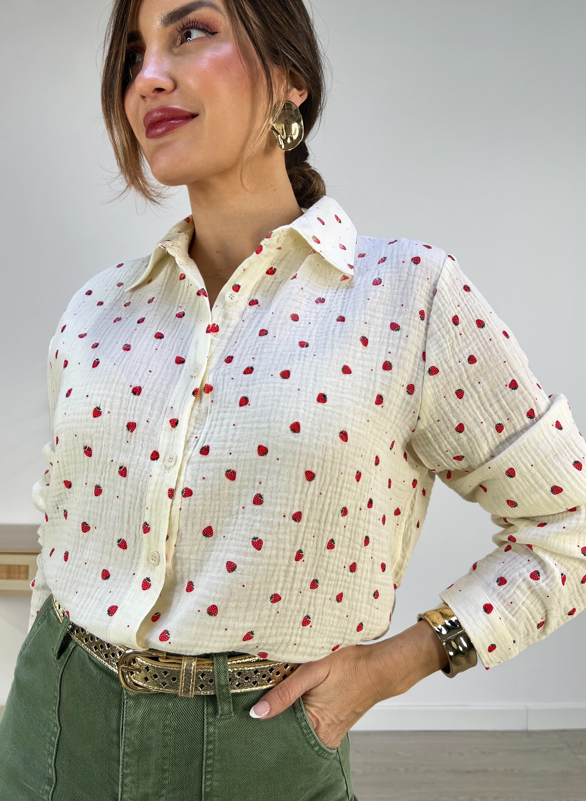 CAMISA ESTAMPADO FRESAS