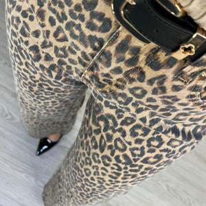 PANTALON VAQUERO LEOPARDO