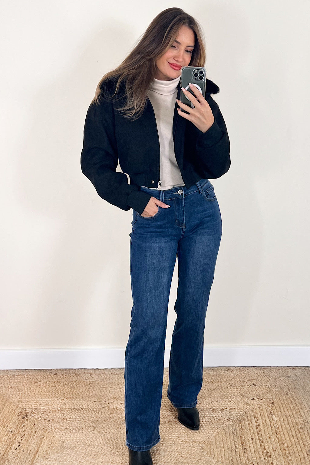 BOMBER CUELLO PELITO