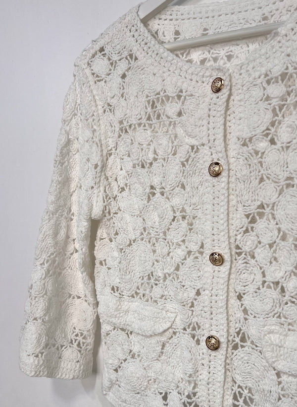 REBECA CROCHET BOTONES DORADOS