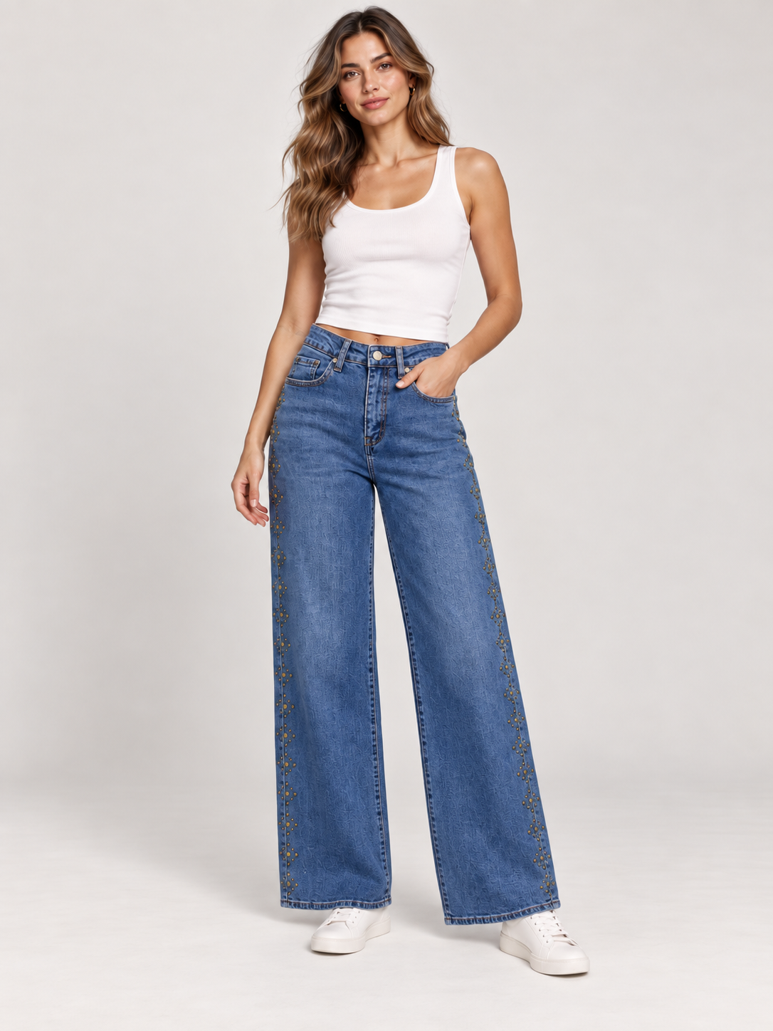 PANTALON VAQUERO TACHUELAS ARIA