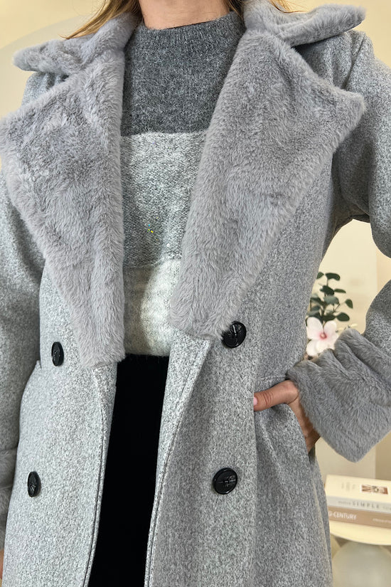 ABRIGO LARGO PELITO CUELLO Y PUÑO