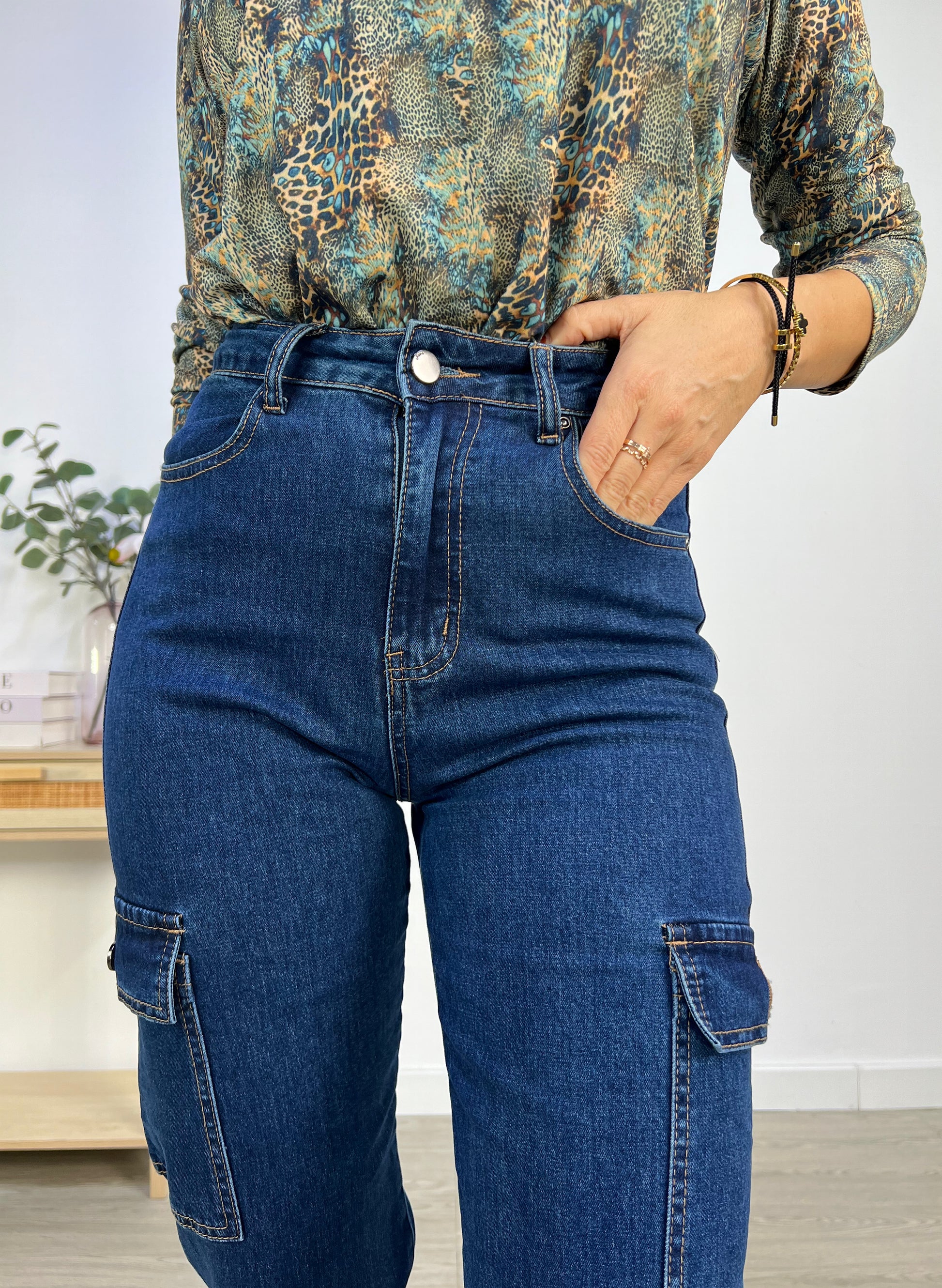 PANTALON VAQUERO CARGO SONIA