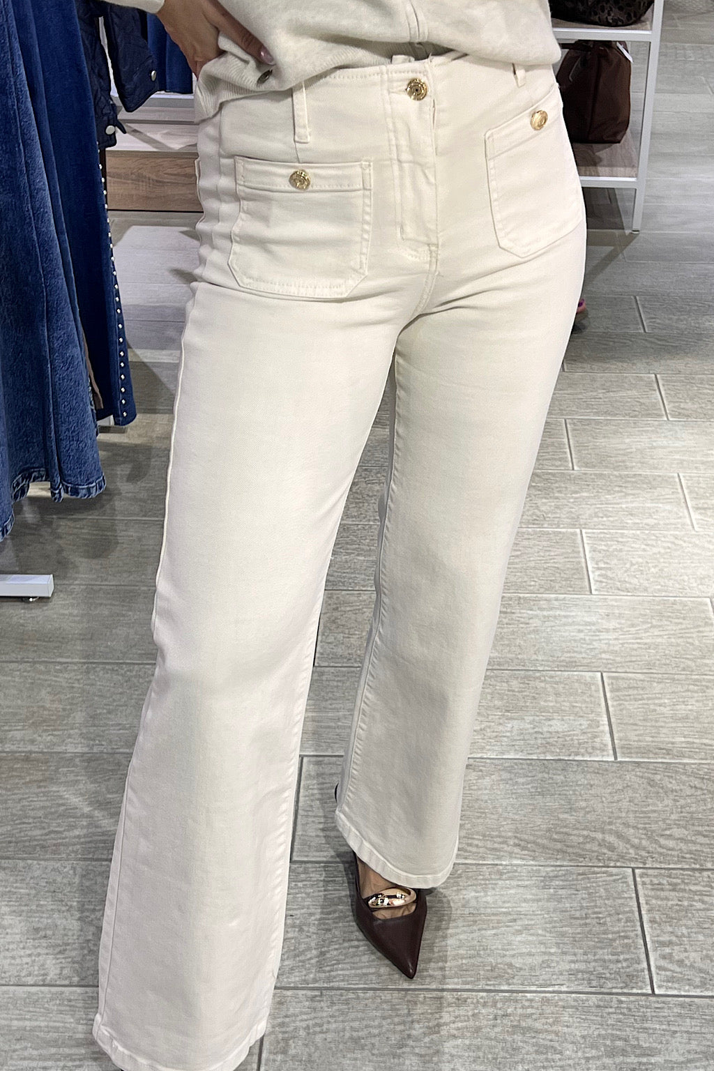 PANTALON VAQUERO BOLSILLOS LESLIE
