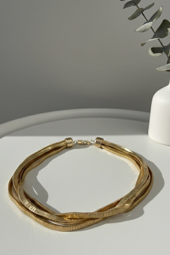 COLLAR ESLABONE MULTIPLES DORADOS