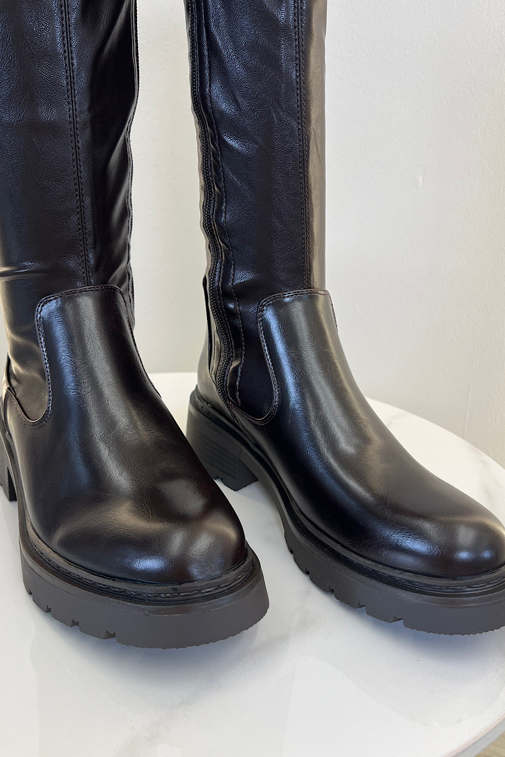 BOTA ALTA PLANA MARRON MELISA