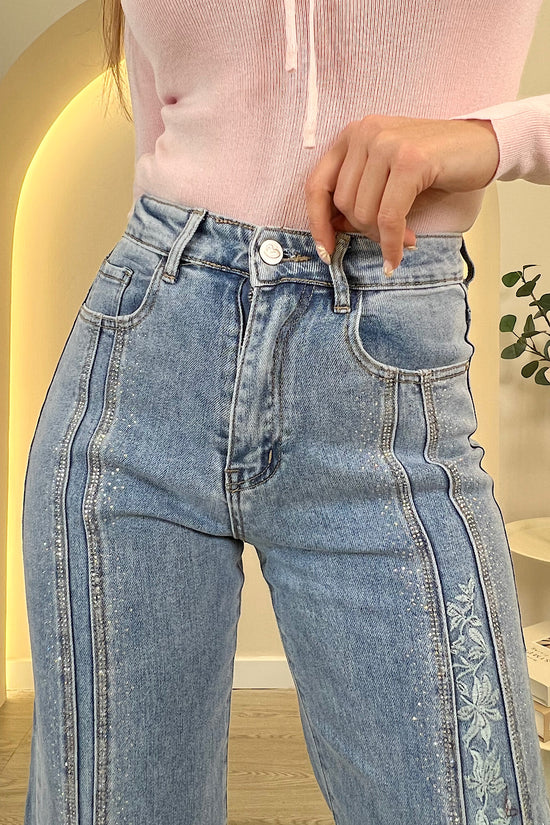 PANTALON VAQUERO CRISTALES BORDADO