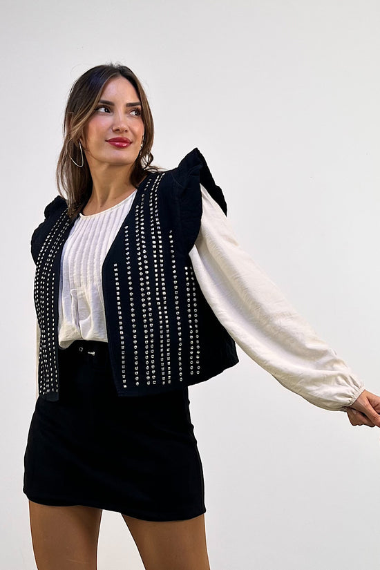 CHALECO TACHUELAS PAULA