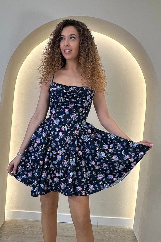 KURZES BLUMENKLEID ARI