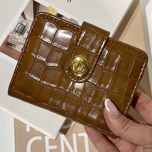 CARTERA PEQUEÑA REGINA