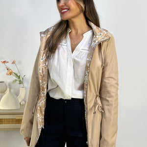 CHAQUETA CORTAVIENTOS REVERSIBLE FLORES