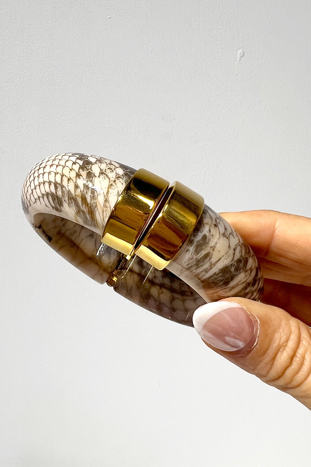 PULSERA RÍGIDA LINA
