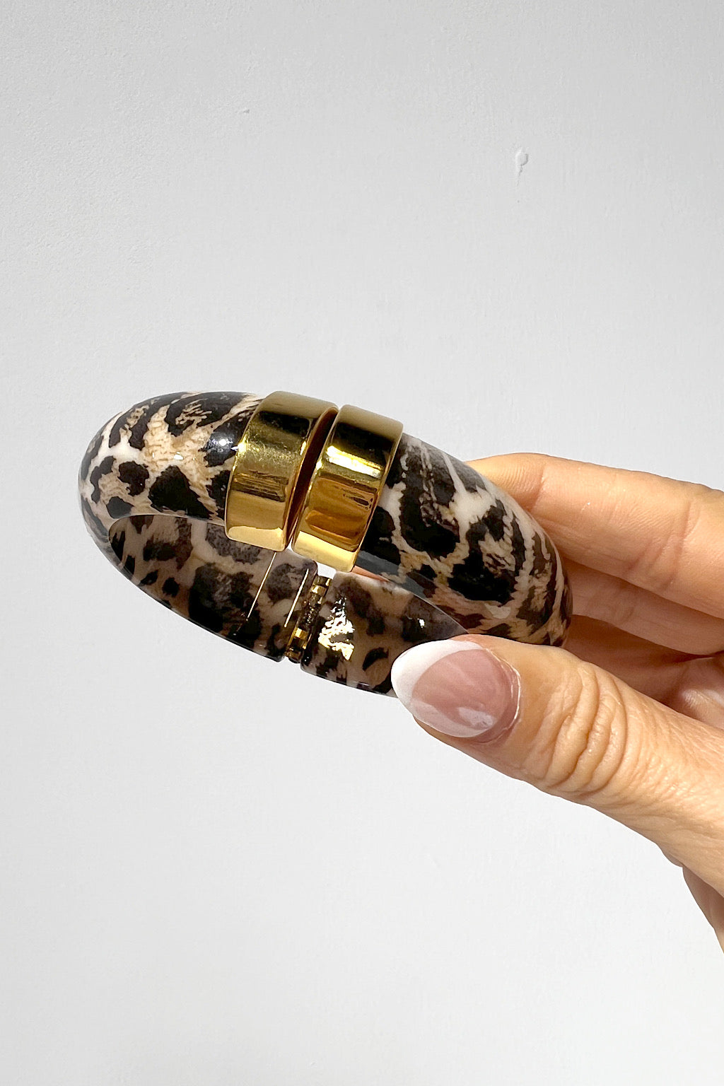 PULSERA RÍGIDA LINA