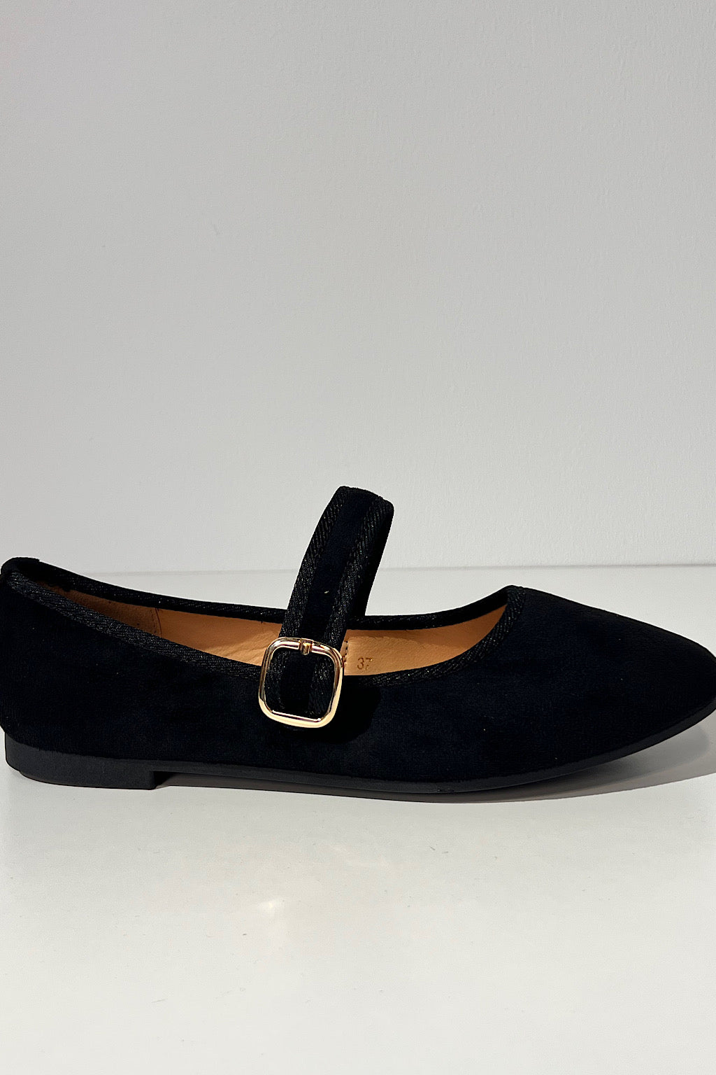 BAILARINA NOIR MUSE