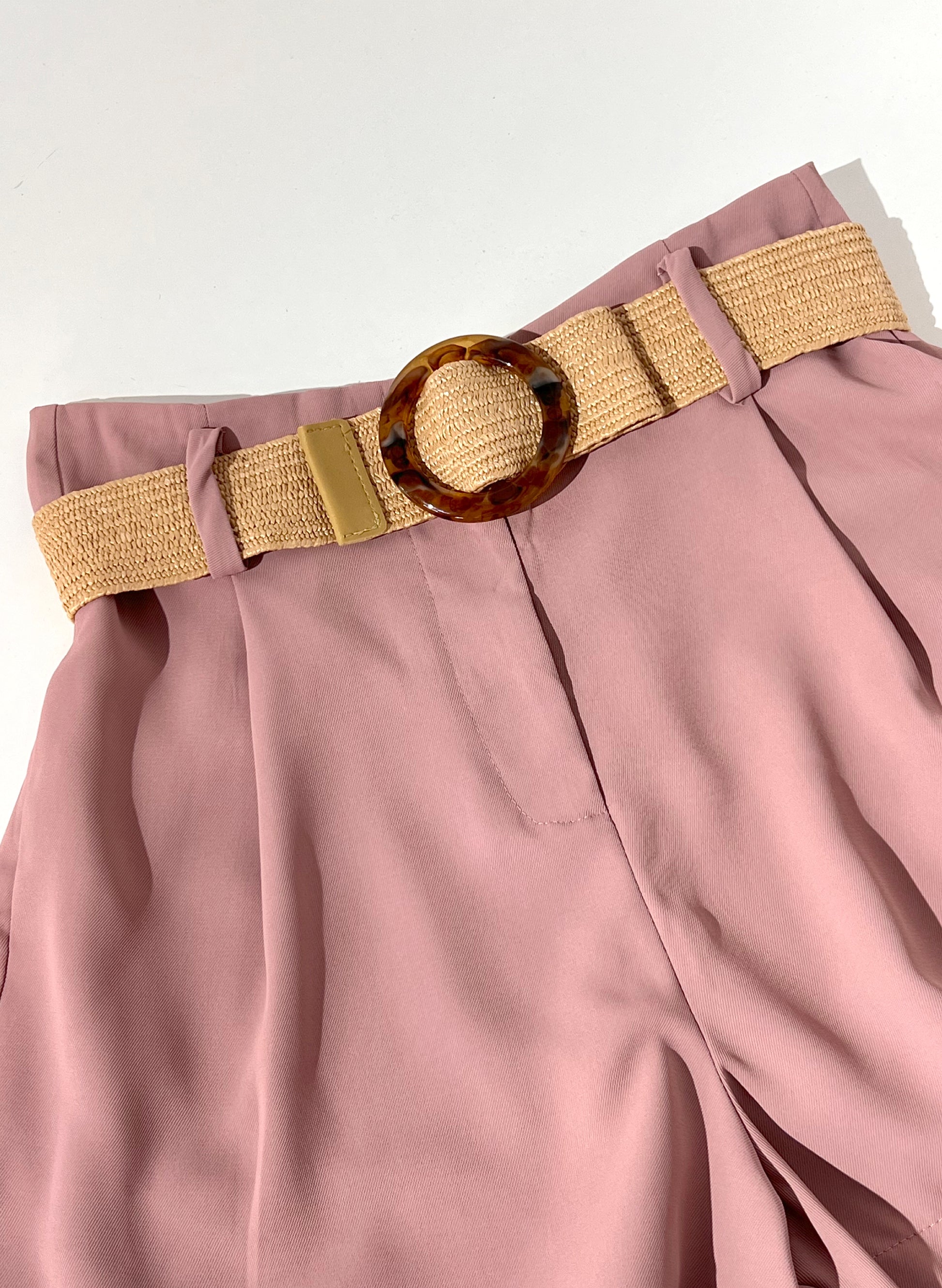 SHORT CON CINTURON SARA