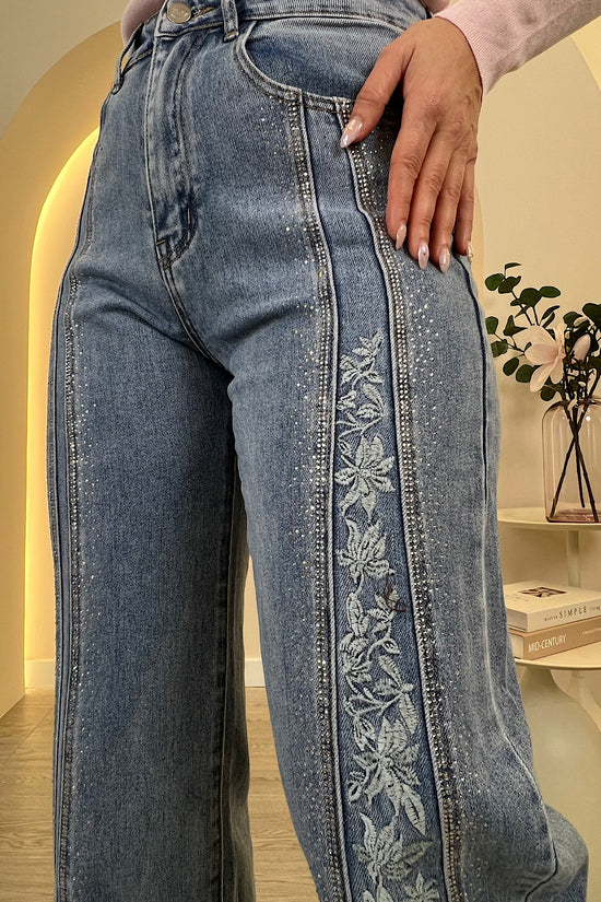PANTALON VAQUERO CRISTALES BORDADO