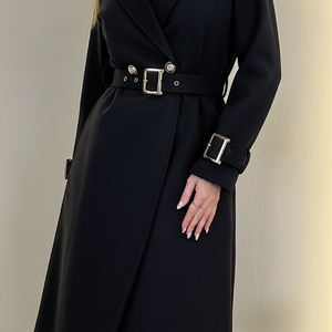 ABRIGO PAÑO DETALLE HEBILLA PUÑO