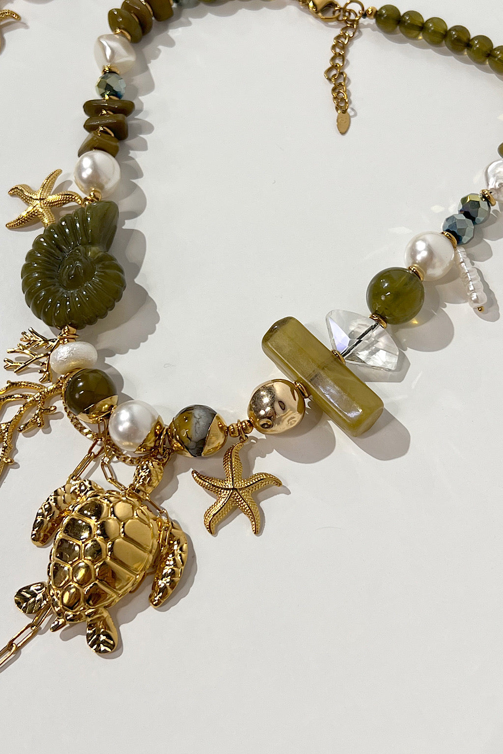 COLLAR CORALINA